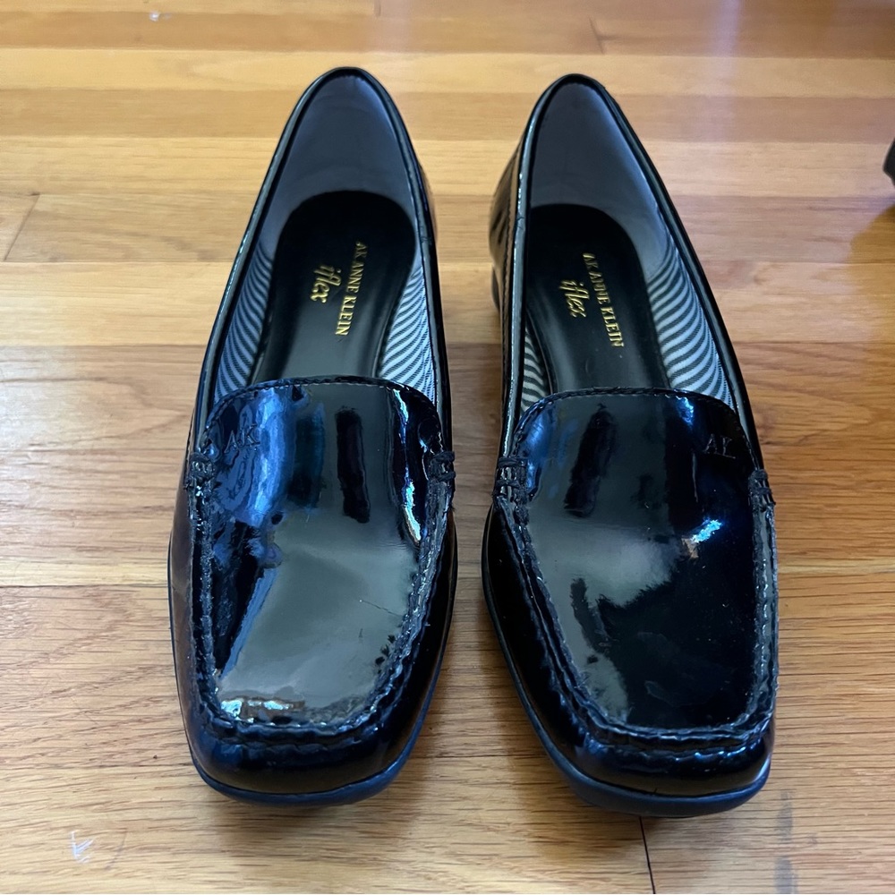 AK Anne Klein I Flex Black Patan Leather Shoes